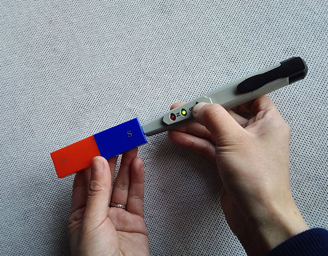 Magnet Polarity Tester Pen